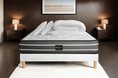 Pack lit complet 140x200 cm - Matelas + Sommier Blanc (en kit) + 2 oreillers + Couette - Exclusive